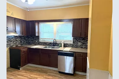 209 Burton Street, Reidsville, NC 27320 - Photo 15