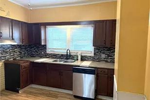 209 Burton St, Reidsville, NC 27320 - Photo 15