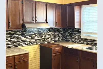 209 Burton Street, Reidsville, NC 27320 - Photo 13
