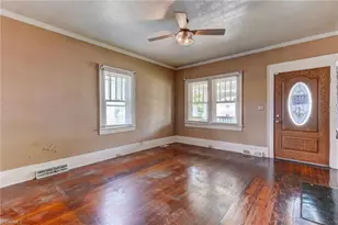 209 Burton St, Reidsville, NC 27320 - Photo 5