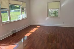 439 Meadowview Dr, Winston-Salem, NC 27107 - Photo 3