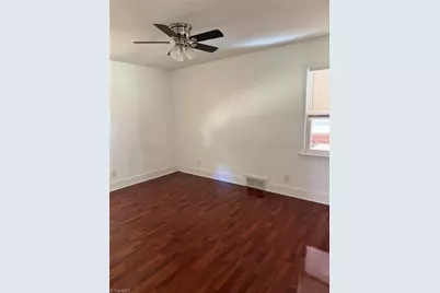 439 Meadowview Drive, Winston-Salem, NC 27107 - Photo 15