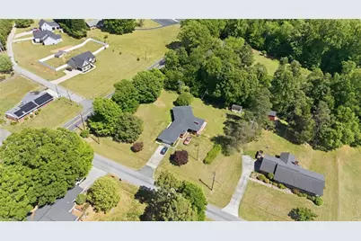 12577 Old US Highway 52, Winston-Salem, NC 27107 - Photo 11
