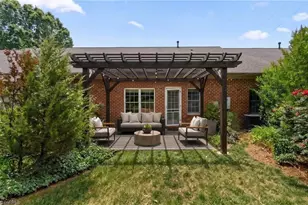 683 Sonoma Ln, High Point, NC 27265 - Photo 37