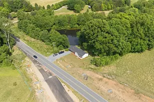 5406 Reidsville Rd, Walkertown, NC 27009 - Photo 3