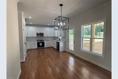 211 Cool Run, Lexington, NC 27295 - Photo 5