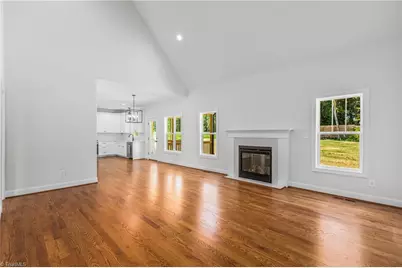 211 Cool Run, Lexington, NC 27295 - Photo 11