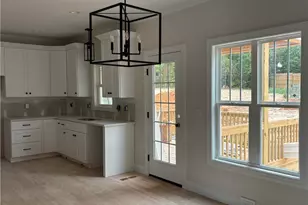 211 Cool Run, Lexington, NC 27295 - Photo 3