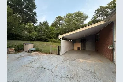 2357 Parkway Drive, Winston-Salem, NC 27103 - Photo 27