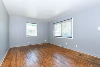 1620 Woodbriar Avenue, Greensboro, NC 27405 - Photo 5
