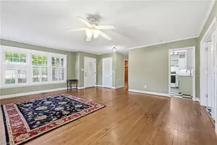 116 Pineburr Rd, Greensboro, NC 27455 - Photo 9