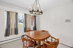 4220 Farlow Dr, Greensboro, NC 27406 - Photo 7