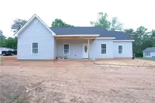185 Creekside Dr, Mocksville, NC 27028 - Photo 1