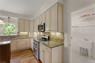 7706 Holly Field Rd, Clemmons, NC 27012 - Photo 11