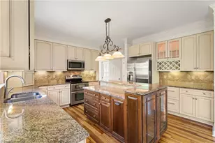 7706 Holly Field Rd, Clemmons, NC 27012 - Photo 9