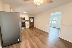 3216 Country View Rd, Jonesville, NC 28642 - Photo 9