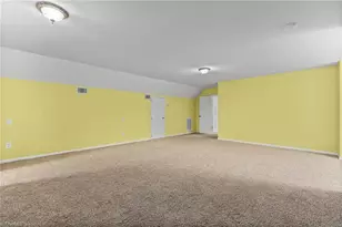 1004 Briarcliff Rd, Yadkinville, NC 27055 - Photo 23