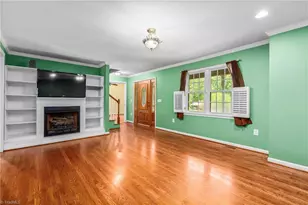 1004 Briarcliff Rd, Yadkinville, NC 27055 - Photo 5