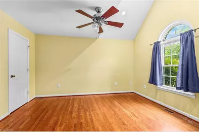 1004 Briarcliff Road, Yadkinville, NC 27055 - Photo 15