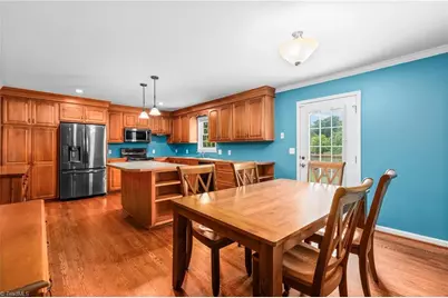 1004 Briarcliff Road, Yadkinville, NC 27055 - Photo 11