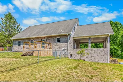 1004 Briarcliff Road, Yadkinville, NC 27055 - Photo 31