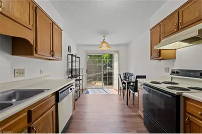 814 Guilford College Road #110, Greensboro, NC 27409 - Photo 7