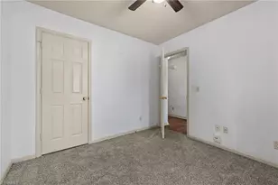 814 Guilford College Rd, Greensboro, NC 27409 - Photo 27