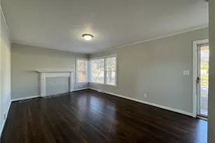 813 Idlewood Dr, Greensboro, NC 27408 - Photo 11