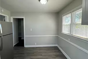 813 Idlewood Dr, Greensboro, NC 27408 - Photo 3