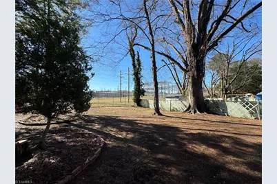 813 Idlewood Drive, Greensboro, NC 27408 - Photo 23