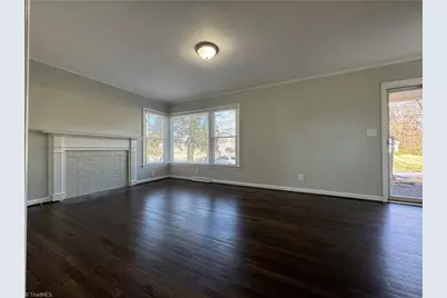 813 Idlewood Drive, Greensboro, NC 27408 - Photo 5