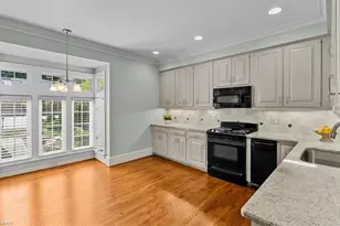 30 Sturbridge Ln, Greensboro, NC 27408 - Photo 15