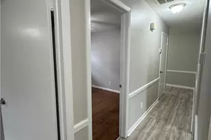 2319 Albright Dr, Greensboro, NC 27408 - Photo 25