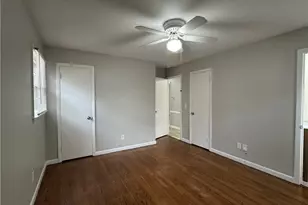 2319 Albright Dr, Greensboro, NC 27408 - Photo 21
