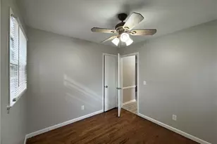 2319 Albright Dr, Greensboro, NC 27408 - Photo 27