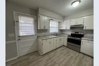 2319 Albright Drive, Greensboro, NC 27408 - Photo 15