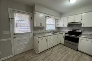 2319 Albright Dr, Greensboro, NC 27408 - Photo 15