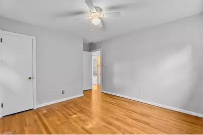 2714 Evergreen Drive, Greensboro, NC 27408 - Photo 15