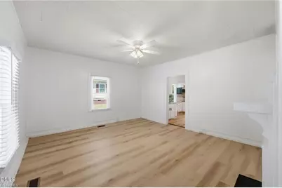 607 Seymour Street, Graham, NC 27253 - Photo 5