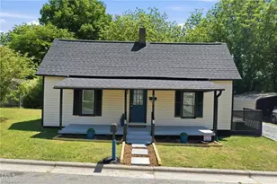 607 Seymour St, Graham, NC 27253 - Photo 1