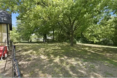 607 Seymour Street, Graham, NC 27253 - Photo 17