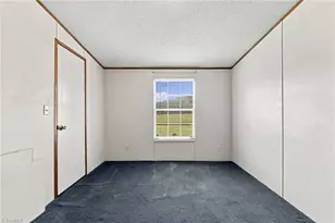 4790 Waynick Meadow Rd, Asheboro, NC 27205 - Photo 27