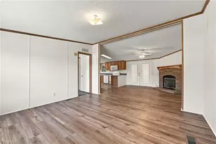 4790 Waynick Meadow Rd, Asheboro, NC 27205 - Photo 15