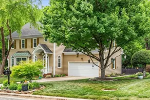 6110 Lindley Woods Dr, Greensboro, NC 27410 - Photo 3