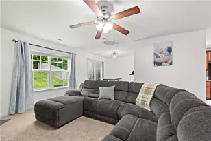 4430 Abbey Park Rd, Kernersville, NC 27284 - Photo 13