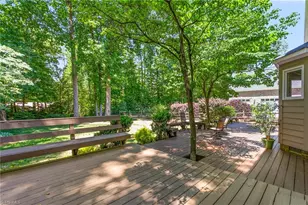 1219 Foxfire Dr, Greensboro, NC 27410 - Photo 37