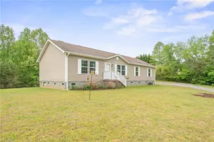 2517 Horseshoe Road, Westfield, NC 27053 - Photo 3