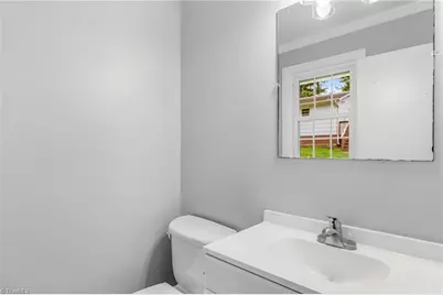 810 Pinoak Road, Greensboro, NC 27455 - Photo 19