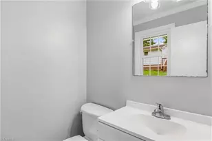 810 Pinoak Rd, Greensboro, NC 27455 - Photo 19