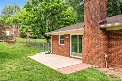 810 Pinoak Road, Greensboro, NC 27455 - Photo 31